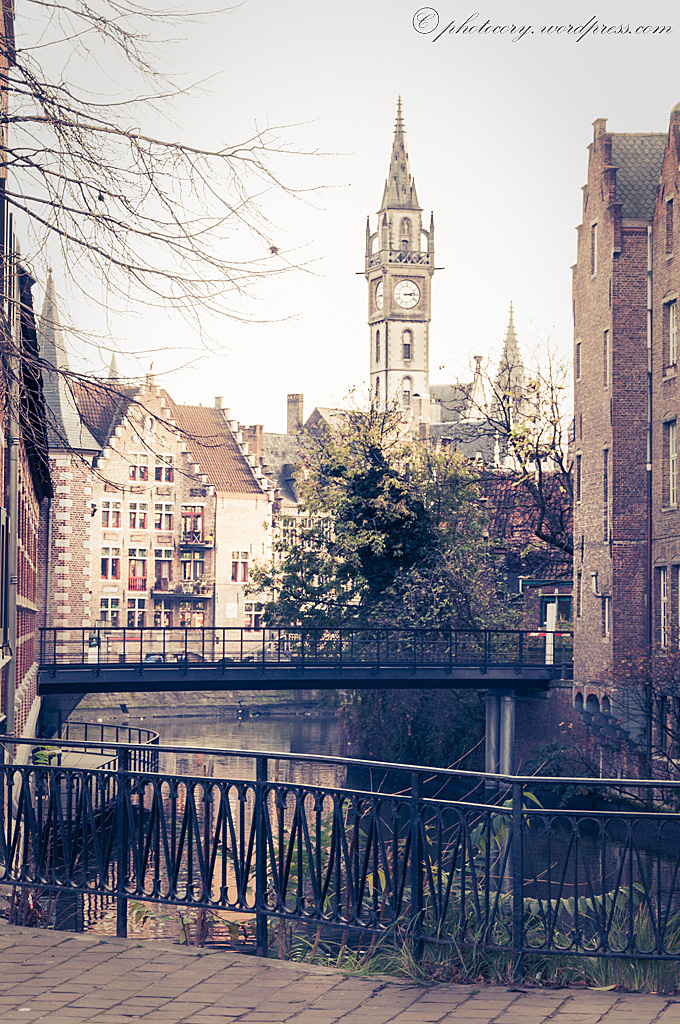 Romantic little bridges.