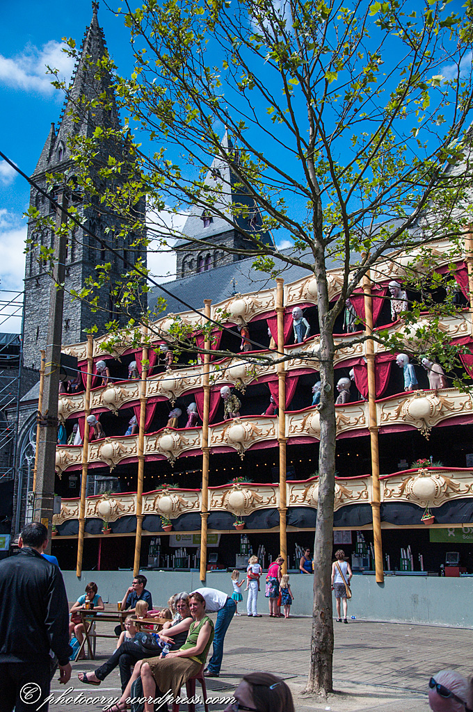 blue sky, a rare thing to see in Belgium.