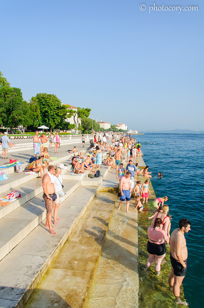 People cooling down in Zadar. It was a very hot day!