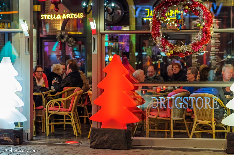 In Belgium, people of 40, 50 or even 60 years old go to pubs and have a good time