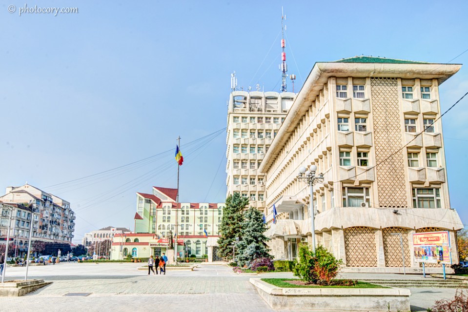 The central square with Valahia Hotel and the Prefecture