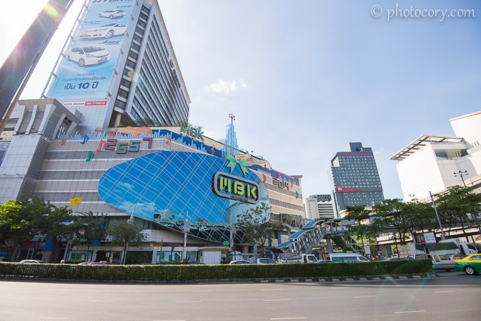 Thailand welcomes the new year of  2557. /Tailanda se pregateste pentru anul nou, 2557