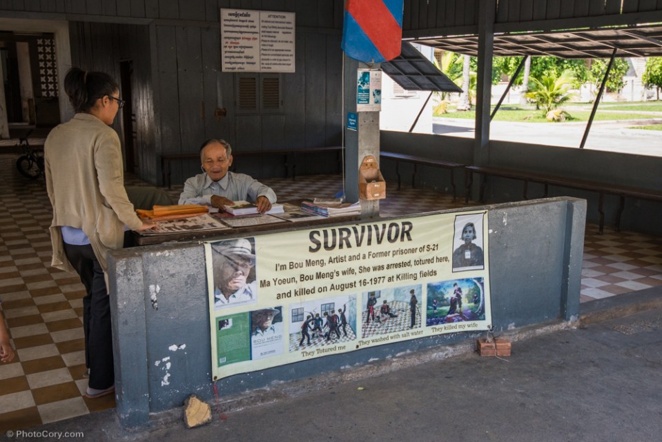 Survivor of the Prison S21 / Un supravietuitor al torturilor din inchisoarea S21