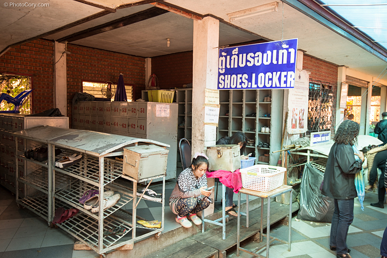shoe locker temple thailand