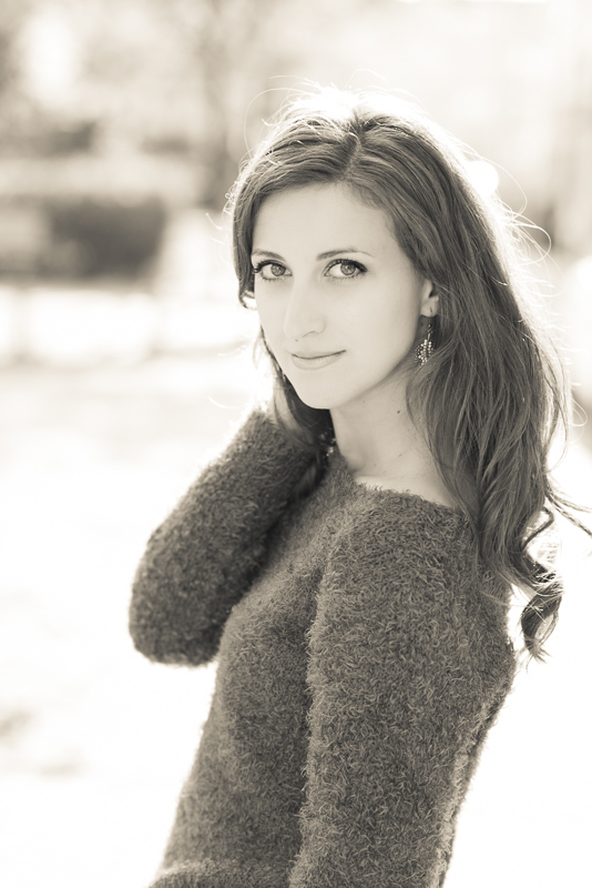 outdoor portrait backlit