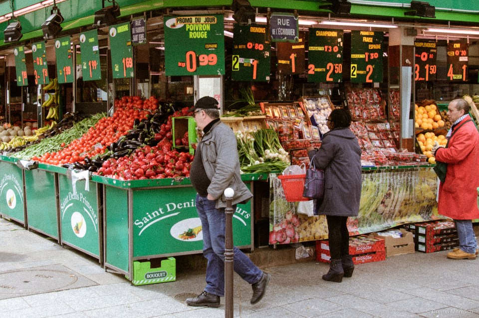 vegetable market in paris