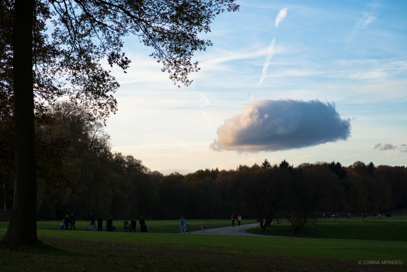 cloud shaped like a hat or ufo