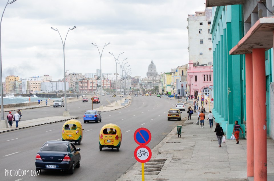 coco taxis on malecon