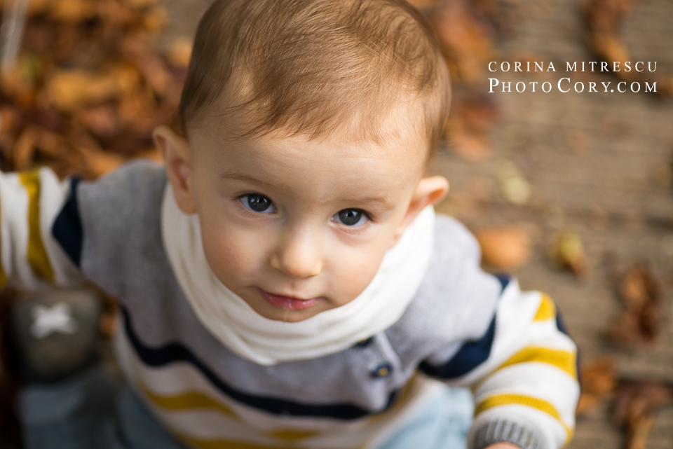 portrait-1-year-old-baby-parc-autumn